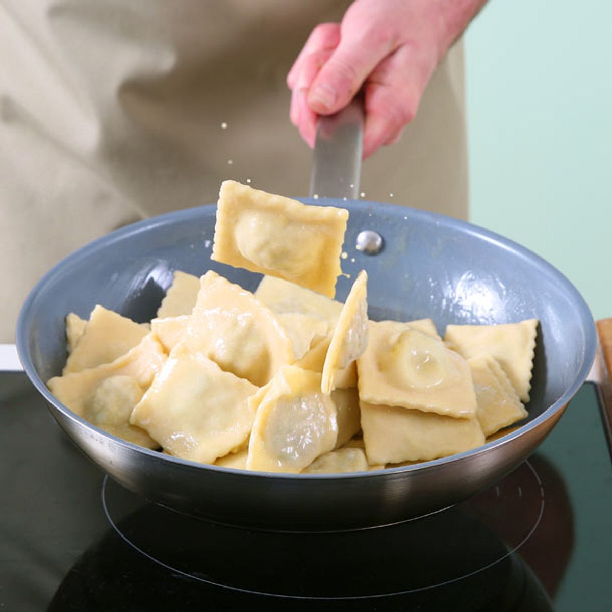 Schwenken – Butter gibt den letzten Pfiff