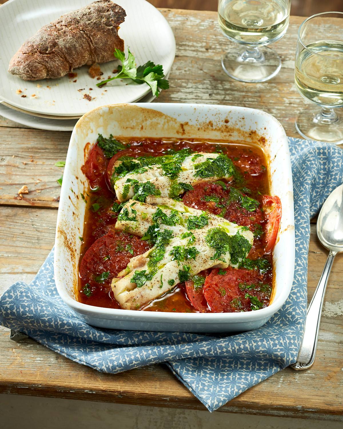 Seelachs auf Tomaten Rezept