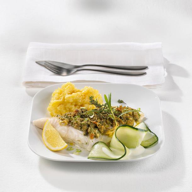 Seelachs Bordelaise mit Gurkensalat Rezept Seelachs Bordelaise mit Gurkensalat Rezept