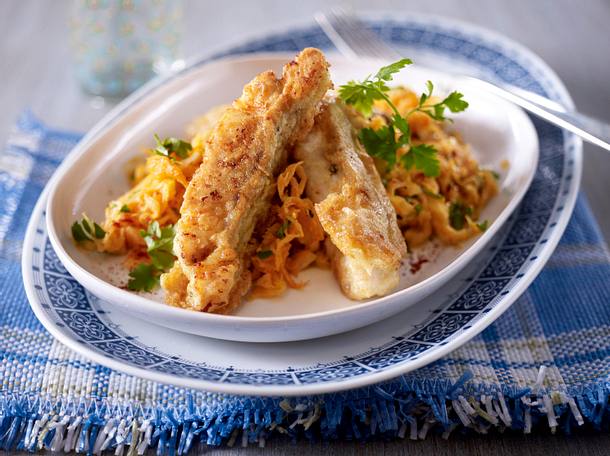 Seelachsfilet auf Paprika-Rahm-Sauerkraut Rezept Seelachsfilet auf Paprika-Rahm-Sauerkraut Rezept
