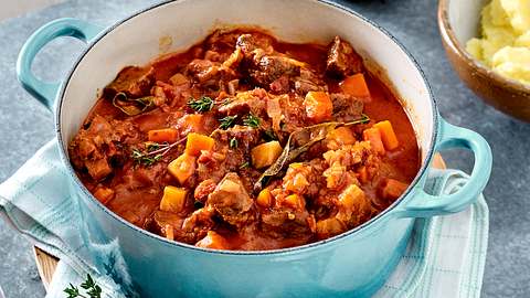 Seelenwärmer-Gulasch Rezept - Foto: House of Food / Bauer Food Experts KG