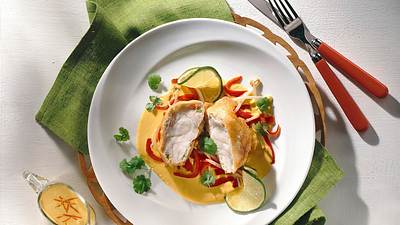 Seeteufel im Brickteig mit Hot-Curry-Soße Rezept - Foto: House of Food / Bauer Food Experts KG