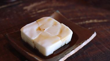 Seidentofu - Foto: iStock/kyonntra