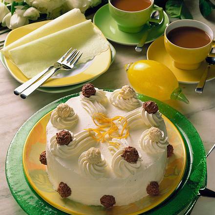 Sekt-Creme-Torte mit Trüffel Rezept Sekt-Creme-Torte mit Trüffel Rezept
