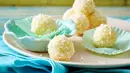 Selbst gemachte Raffaello Rezept - Foto: LECKER @ Bauer Media Group
