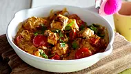Selbst gemachter Paneer in Tomaten-Koriander-Curry Rezept - Foto: LECKER @ Bauer Media Group
