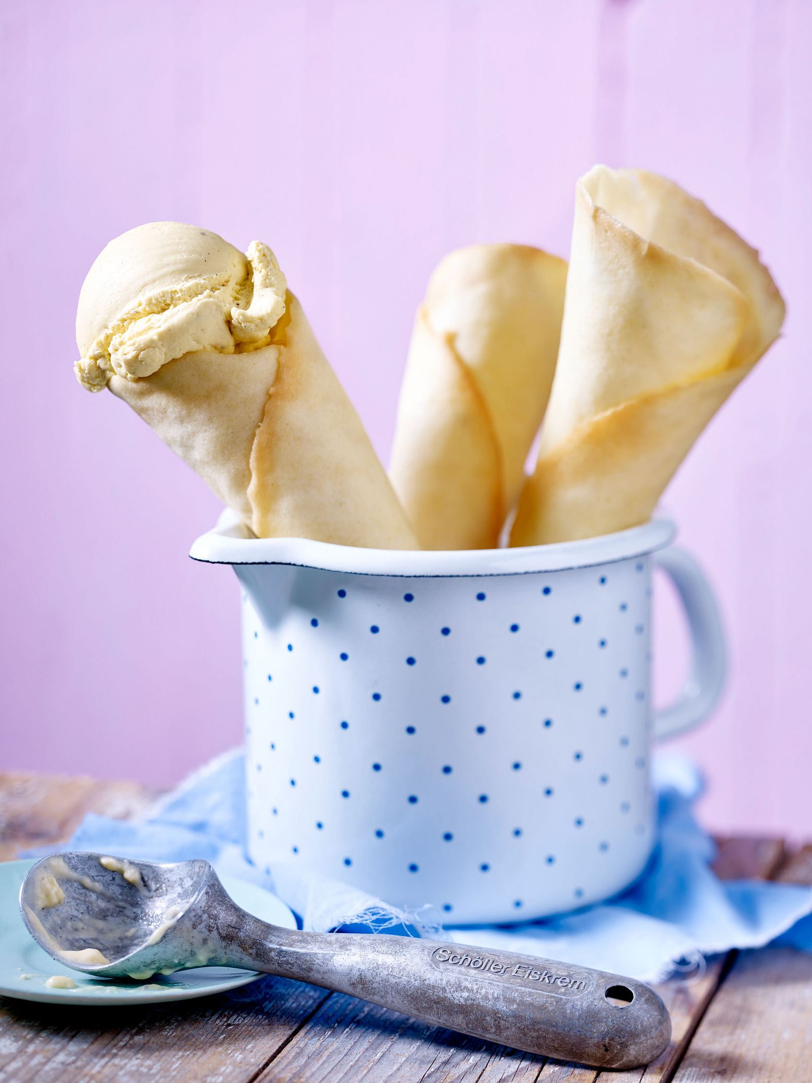 Selbstgemachte Eiswaffeln Rezept | LECKER