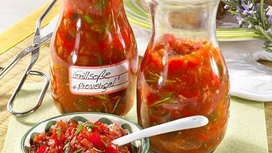 Selbstgemachte Grillsoße provencale Rezept - Foto: LECKER @ Bauer Media Group