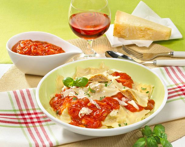 Selbstgemachte Ravioli mit Hackfüllung Rezept