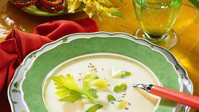 Sellerie-Cremesuppe Rezept - Foto: House of Food / Bauer Food Experts KG