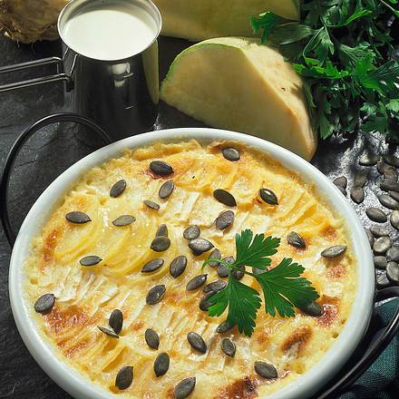 Sellerie-Steckrüben-Kartoffelgratin Rezept Sellerie-Steckrüben-Kartoffelgratin Rezept