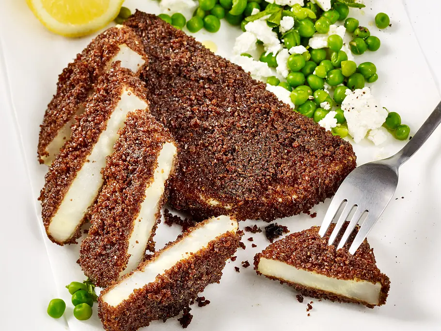 Sellerieschnitzel mit Pumpernickel-Panade