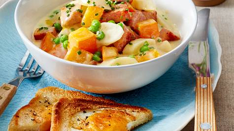 September-Schnüsch mit Eiertoast Rezept - Foto: House of Food / Bauer Food Experts KG