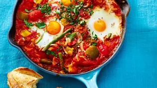 Shakshuka „Vive la France“ Rezept - Foto: LECKER @ Bauer Media Group Shakshuka „Vive la France“ Rezept - Foto: LECKER @ Bauer Media Group