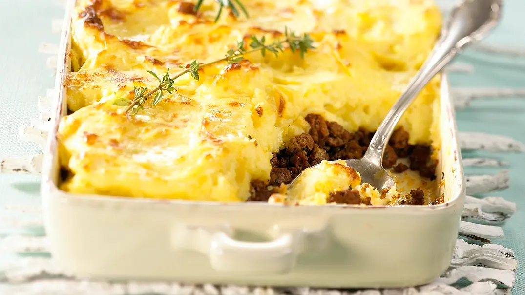 Shepards Pie (Lamm-Kartoffel-Auflauf) Rezept - Foto: LECKER @ Bauer Media Group Shepards Pie (Lamm-Kartoffel-Auflauf) Rezept - Foto: LECKER @ Bauer Media Group
