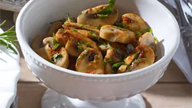 Sherry-Champignons Rezept - Foto: LECKER @ Bauer Media Group