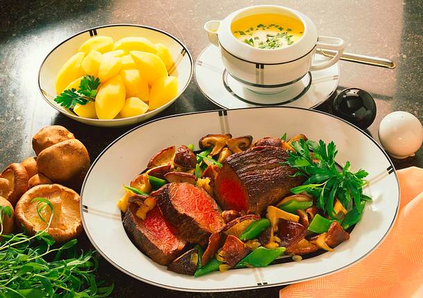 Shiitake-Gemüse mit Rinderfilet Rezept Shiitake-Gemüse mit Rinderfilet Rezept