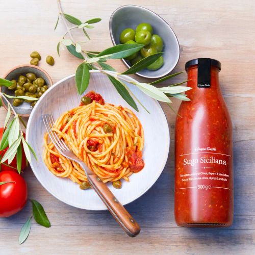 Siciliana: italienische San Marzano Tomatensaucen