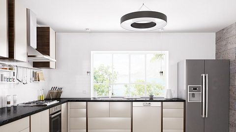 Side by Side Kühlschrank mit Wassertank kaufen - Foto: iStock/Scovad