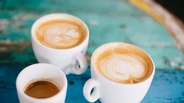 Siebträgermaschine kaufen - Foto: iStock/Probuxtor Siebträgermaschine kaufen - Foto: iStock/Probuxtor