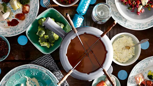 Fondue Rezepte - Foto: LECKER @ Bauer Media Group Fondue Rezepte - Foto: LECKER @ Bauer Media Group