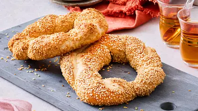 Simit (Türkische Sesamringe) - Foto: LECKER @ Bauer Media Group