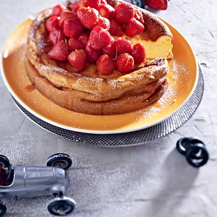 Simpler Käsekuchen mit Erdbeeren Rezept Simpler Käsekuchen mit Erdbeeren Rezept