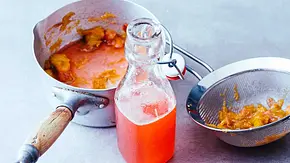 Sirup „saure Liebe Rezept - Foto: LECKER @ Bauer Media Group Sirup „saure Liebe Rezept - Foto: LECKER @ Bauer Media Group