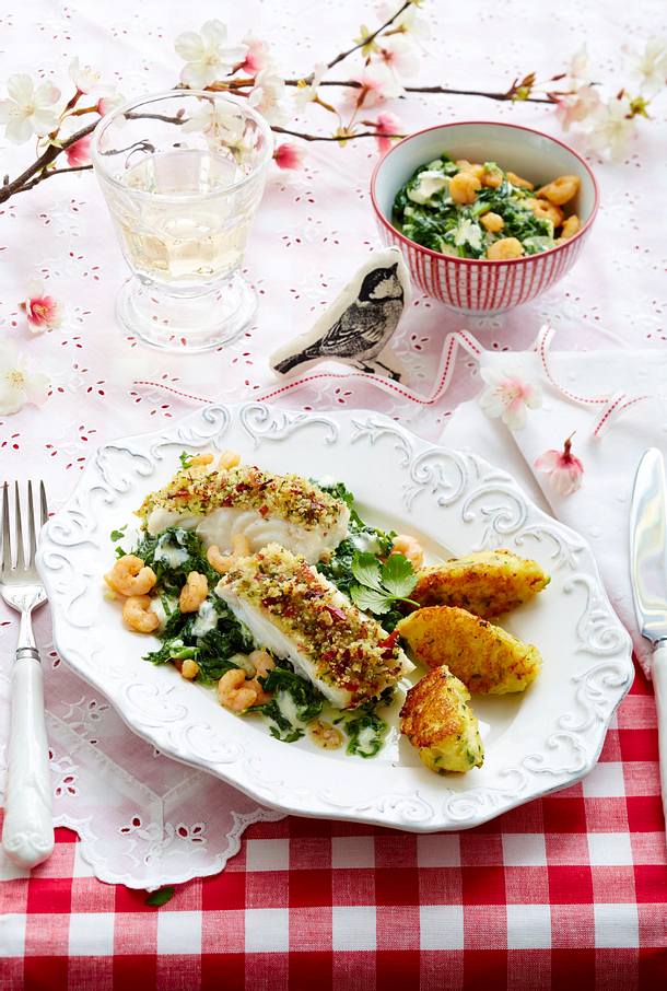 Skrei auf Rahmspinat zu Kartoffel-Kräuter-Nockerln Rezept | LECKER