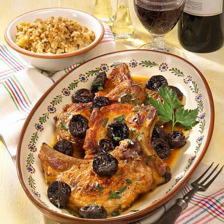 Slivovitz-Koteletts mit Tårana Rezept Slivovitz-Koteletts mit Tårana Rezept