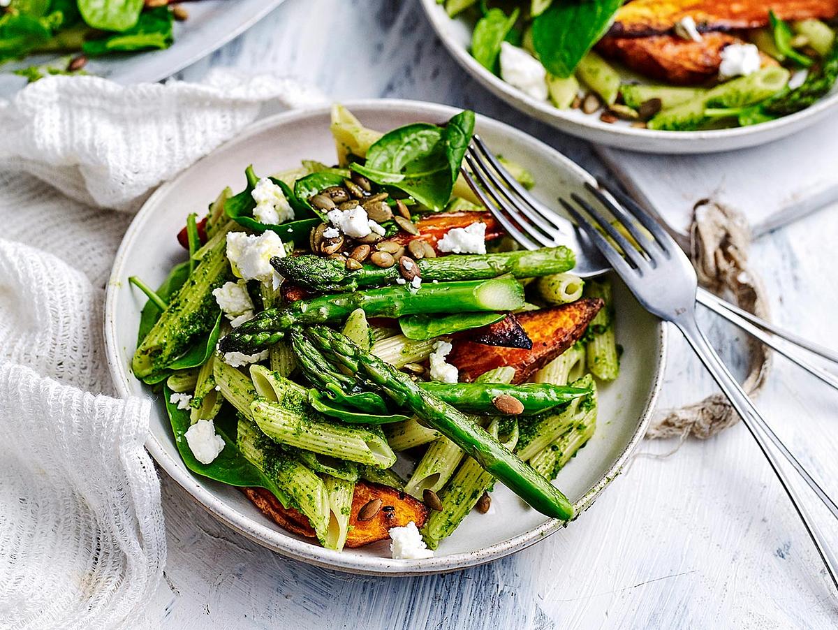 Slow-Carb-Pasta mit Kürbiskernpesto Rezept