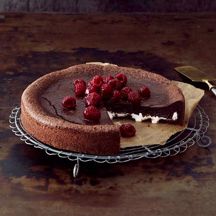 Slutty-Marshmallow-Choco-Cake mit Himbeeren Rezept Slutty-Marshmallow-Choco-Cake mit Himbeeren Rezept