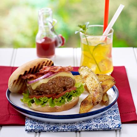 Smoky Cheddar Burger Rezept Smoky Cheddar Burger Rezept