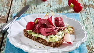 Smørrebrød Wasabi-Roastbeef Rezept - Foto: LECKER @ Bauer Media Group Smørrebrød Wasabi-Roastbeef Rezept - Foto: LECKER @ Bauer Media Group
