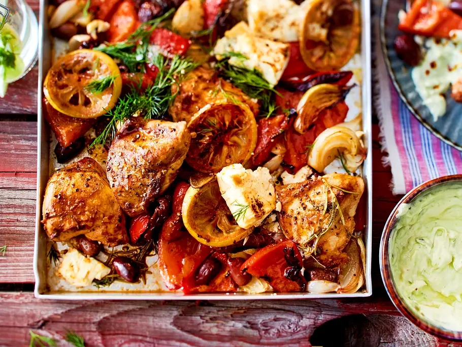 Sommerhähnchen vom Blech mit Urlaubsaromen Rezept Sommerhähnchen vom Blech mit Urlaubsaromen Rezept