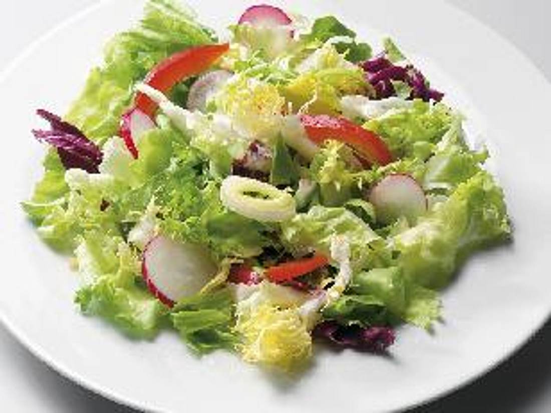 Sommerlich Bunter Salat Rezept