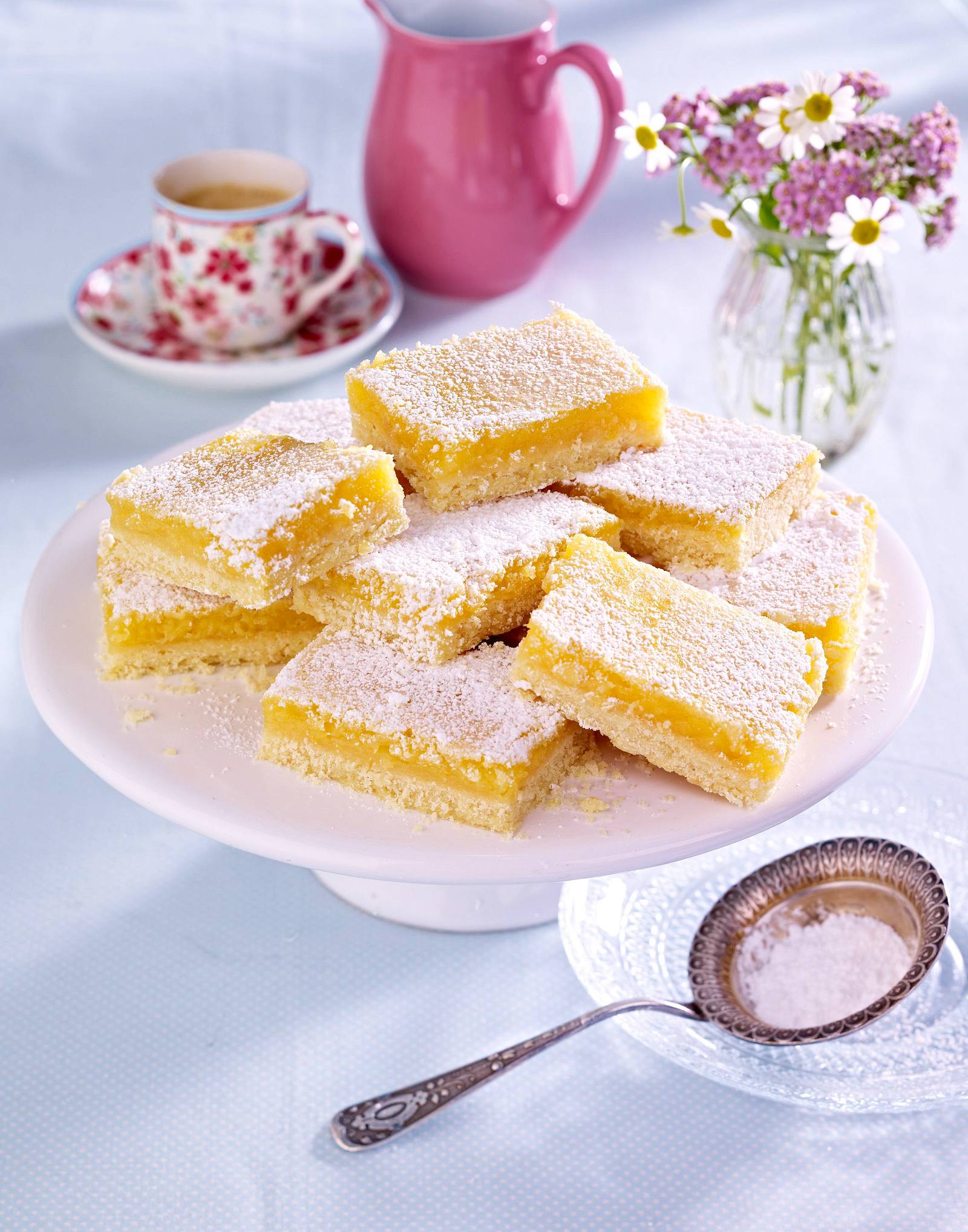 Fruchtige Zitronenschnitten (Lemon Bars) | LECKER