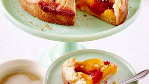 Sommerlicher Aprikosen-Kuchen Rezept - Foto: House of Food / Bauer Food Experts KG