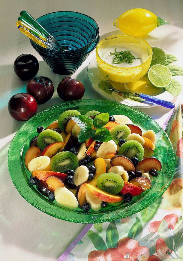 Sommerlicher Obstsalat Rezept | LECKER