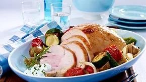 Sommerlicher Putenbraten vom Blech Rezept - Foto: LECKER @ Bauer Media Group