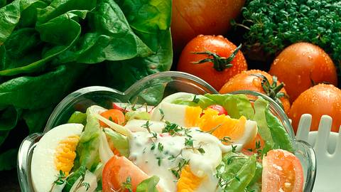 Sommersalat mit Kressesoße Rezept - Foto: Horn