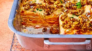 Sonnige Möhren-Lasagne Rezept - Foto: LECKER @ Bauer Media Group Sonnige Möhren-Lasagne Rezept - Foto: LECKER @ Bauer Media Group