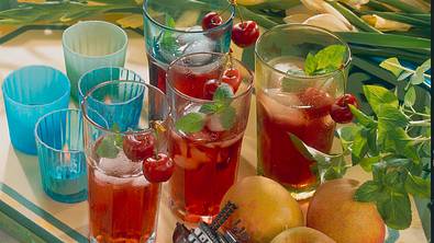 Southern Comfort mit Kirschsaft Rezept - Foto: LECKER @ Bauer Media Group
