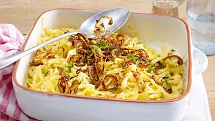 Spätzle Rezept - Foto: LECKER @ Bauer Media Group Spätzle Rezept - Foto: LECKER @ Bauer Media Group