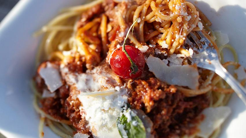 Spaghetti Bolognese vom Kalb Rezept - Foto: House of Food / Bauer Food Experts KG