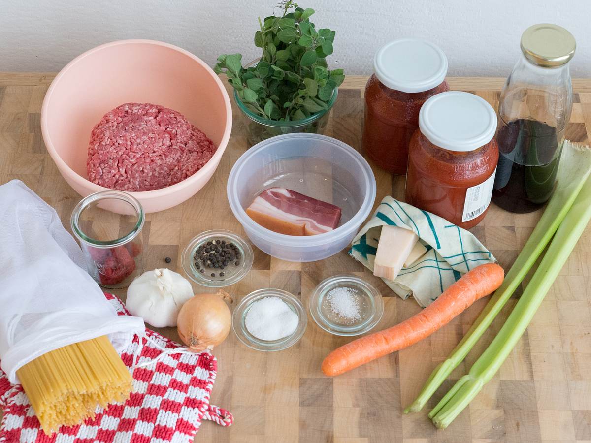 Spaghetti bolognese-Zutaten unverpackt