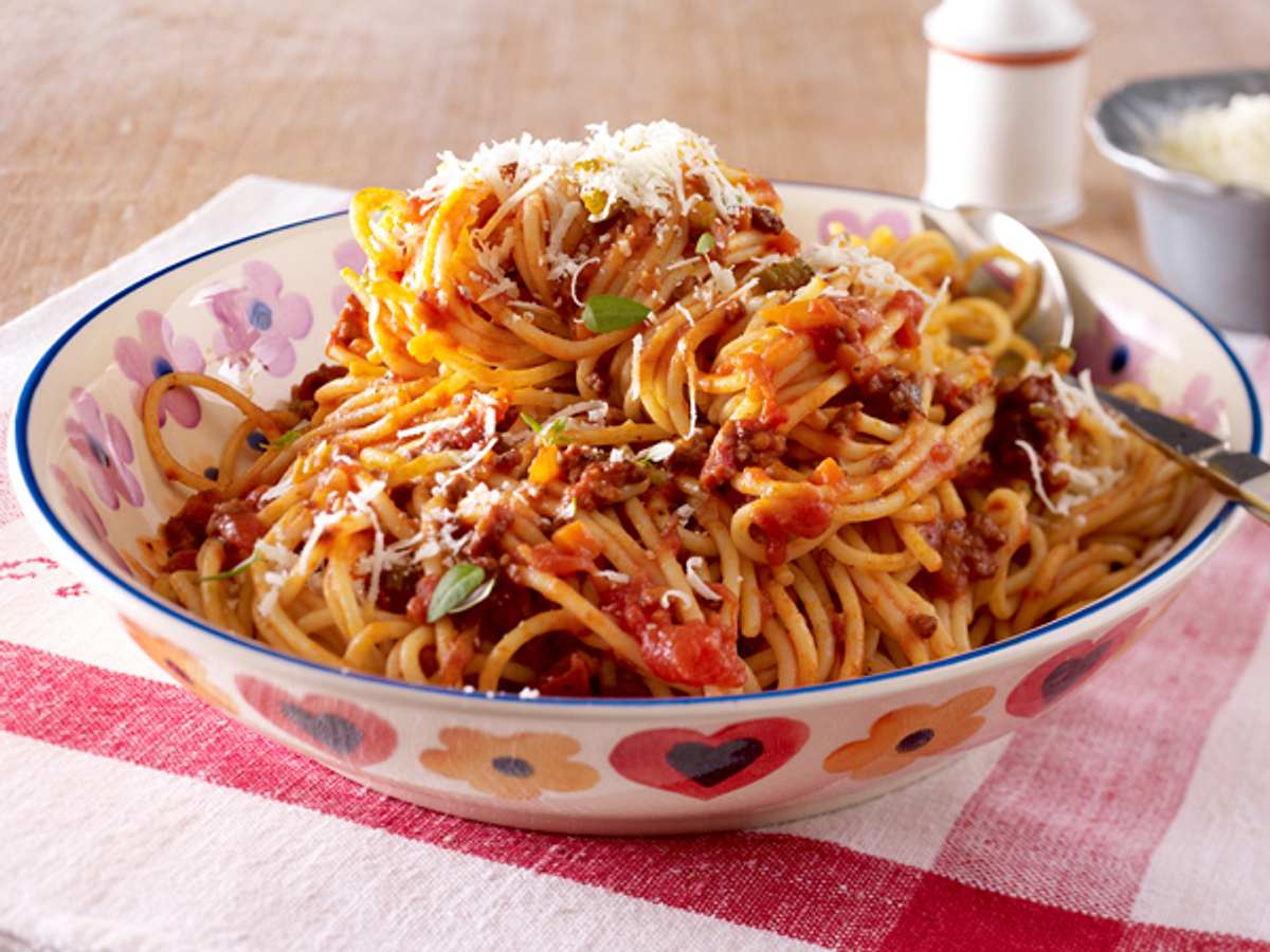 Spaghetti bolognese selber machen so geht's LECKER