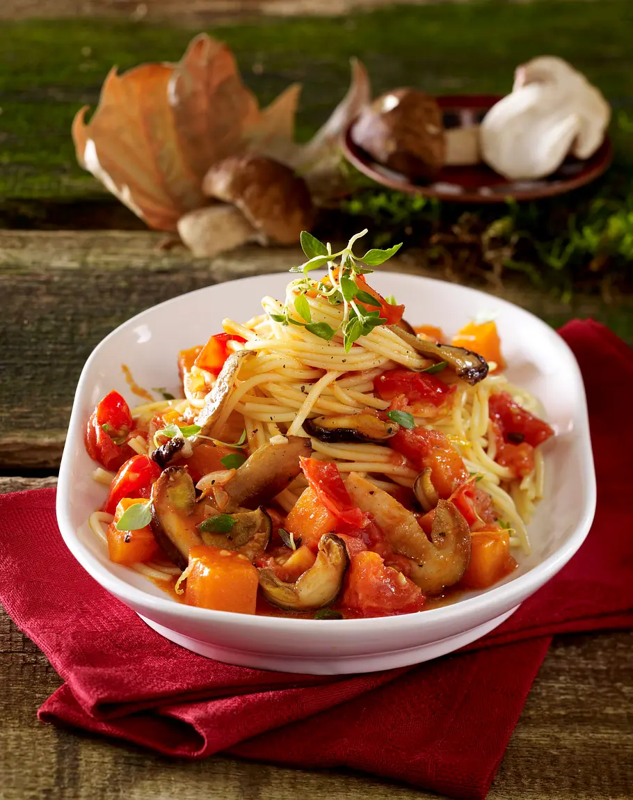 Spaghetti in Steinpilz-Kürbis-Sugo Rezept