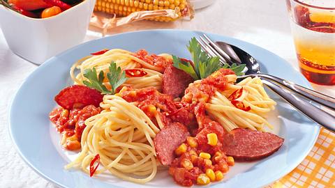 Spaghetti mit Barbecue-Soße Rezept - Foto: Maass