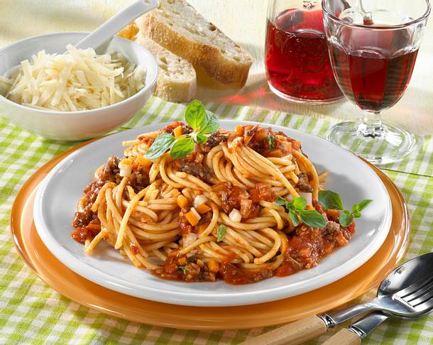 Spaghetti mit Bolognese Rezept Spaghetti mit Bolognese Rezept